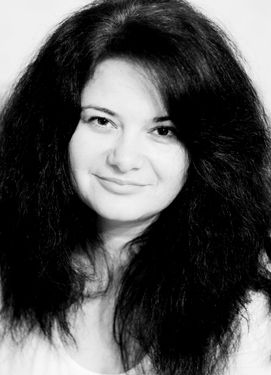 Ivelina Cholakova